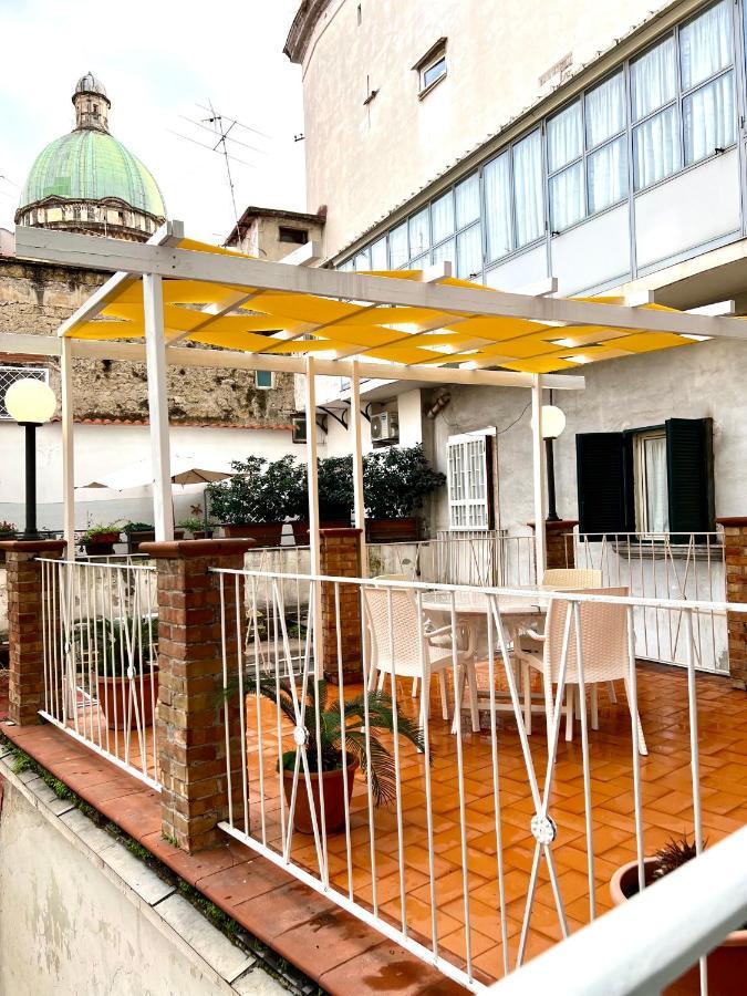 Appartamento Domus Elena - Plebiscito Napoli Esterno foto