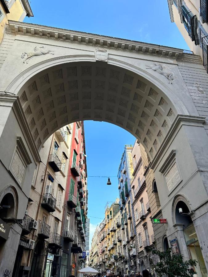 Appartamento Domus Elena - Plebiscito Napoli Esterno foto